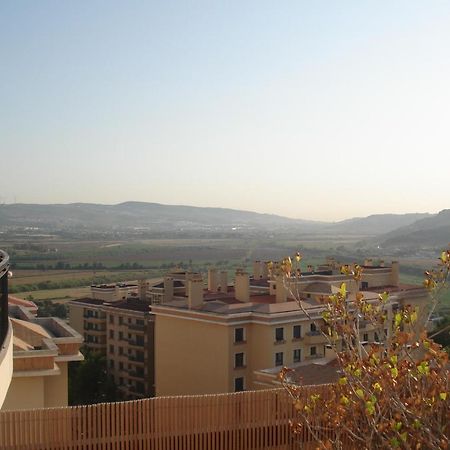 Lovely Apartment Near Airport And Nations Park, With Garage ロウレス エクステリア 写真