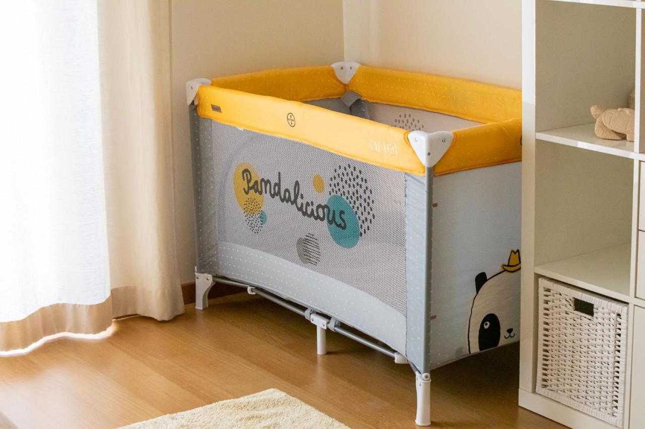 Lovely Apartment Near Airport And Nations Park, With Garage ロウレス エクステリア 写真