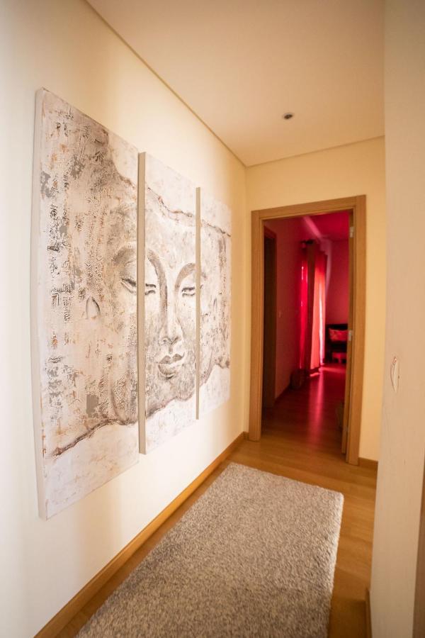 Lovely Apartment Near Airport And Nations Park, With Garage ロウレス エクステリア 写真