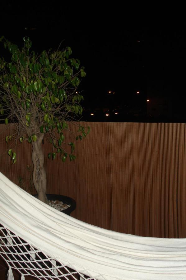 Lovely Apartment Near Airport And Nations Park, With Garage ロウレス エクステリア 写真